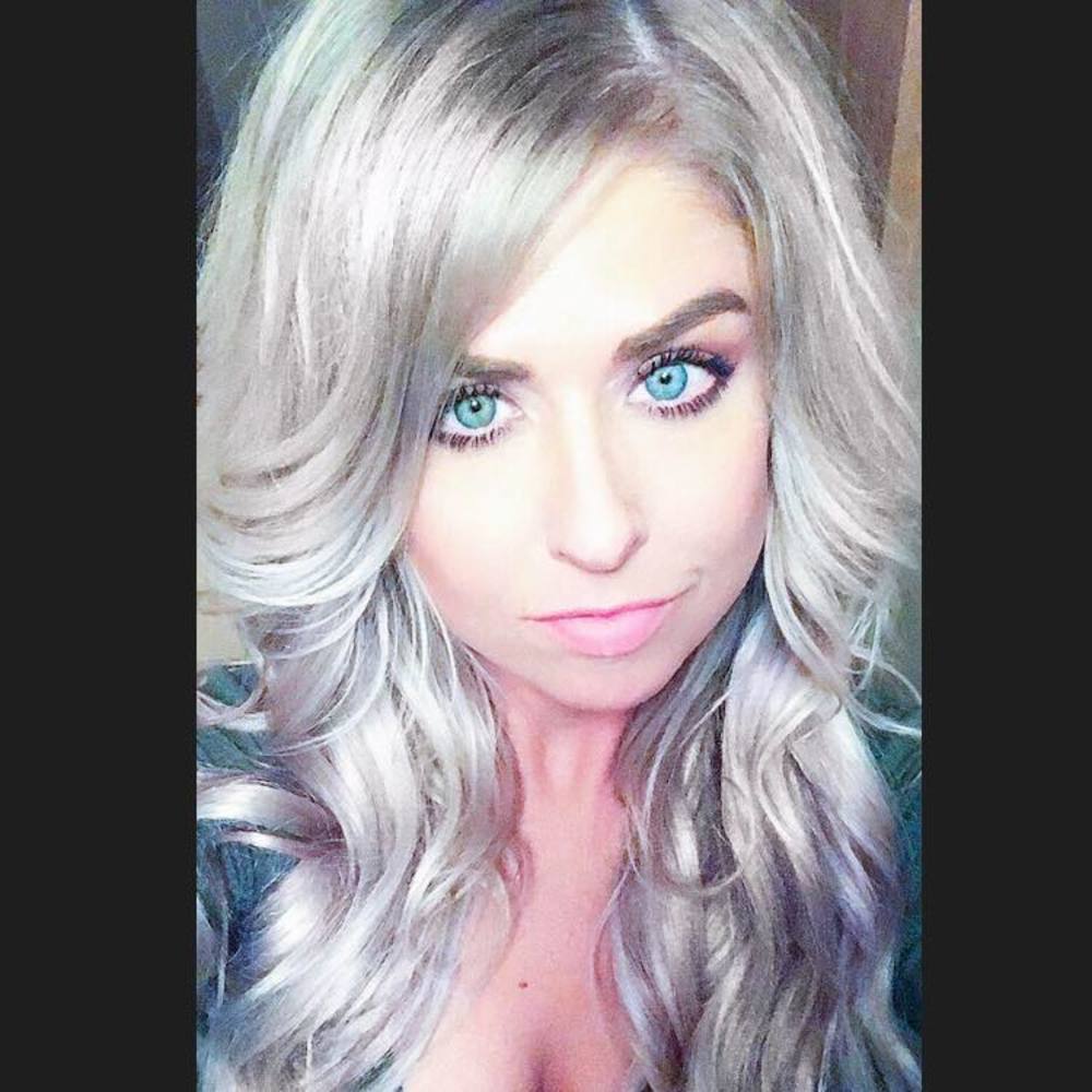 Meet your Posher, Jenna